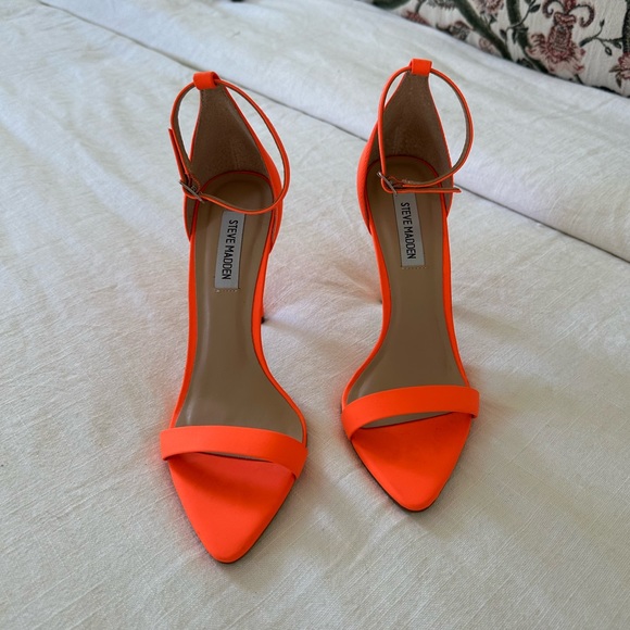 Neon Orange Steve Madden Heels 7.5 - Picture 1 of 5